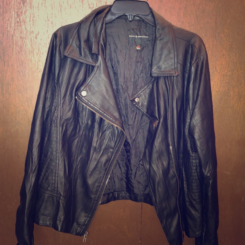 Beautiful leather jacket!